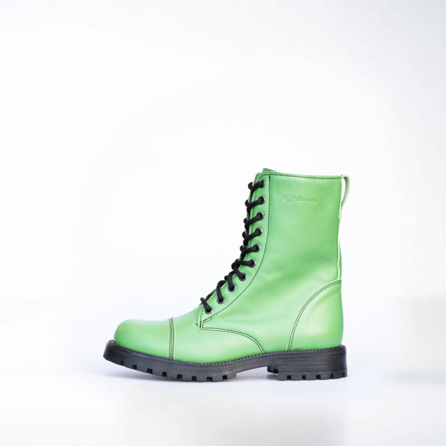 Granny Smith Boots