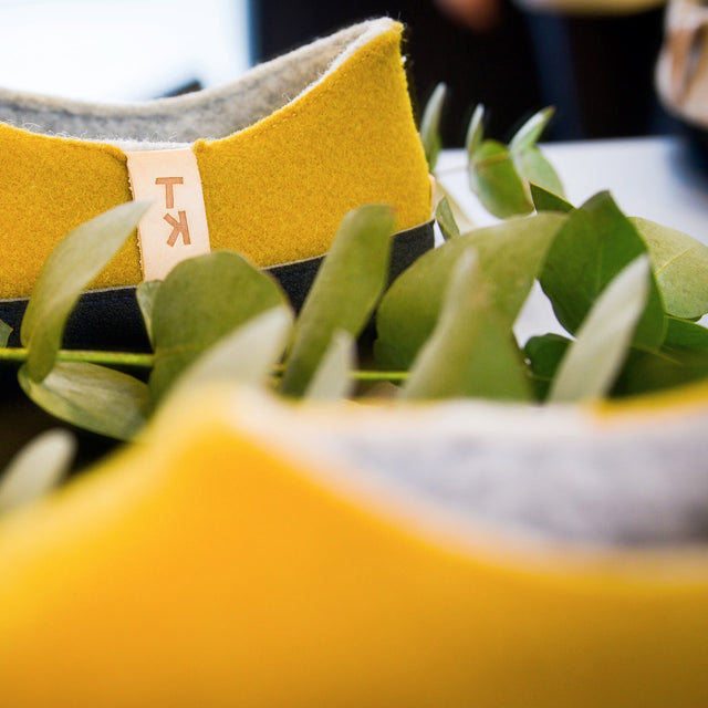 Budapest Slippers - Soft Honey