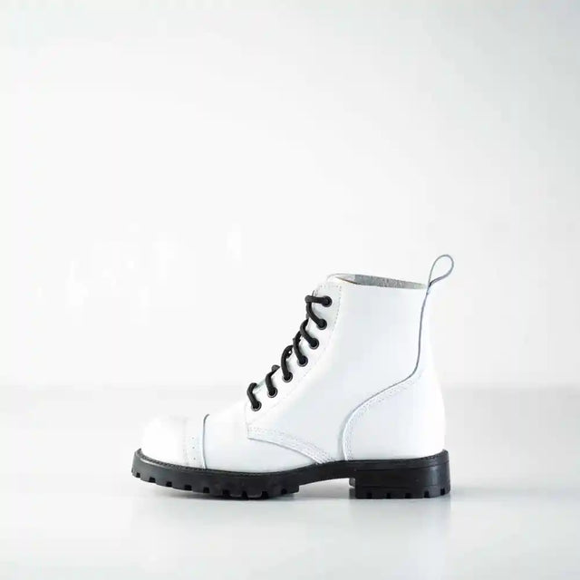 Aviator Boots – White